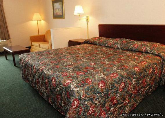 Rodeway Inn Грийнууд Стая снимка