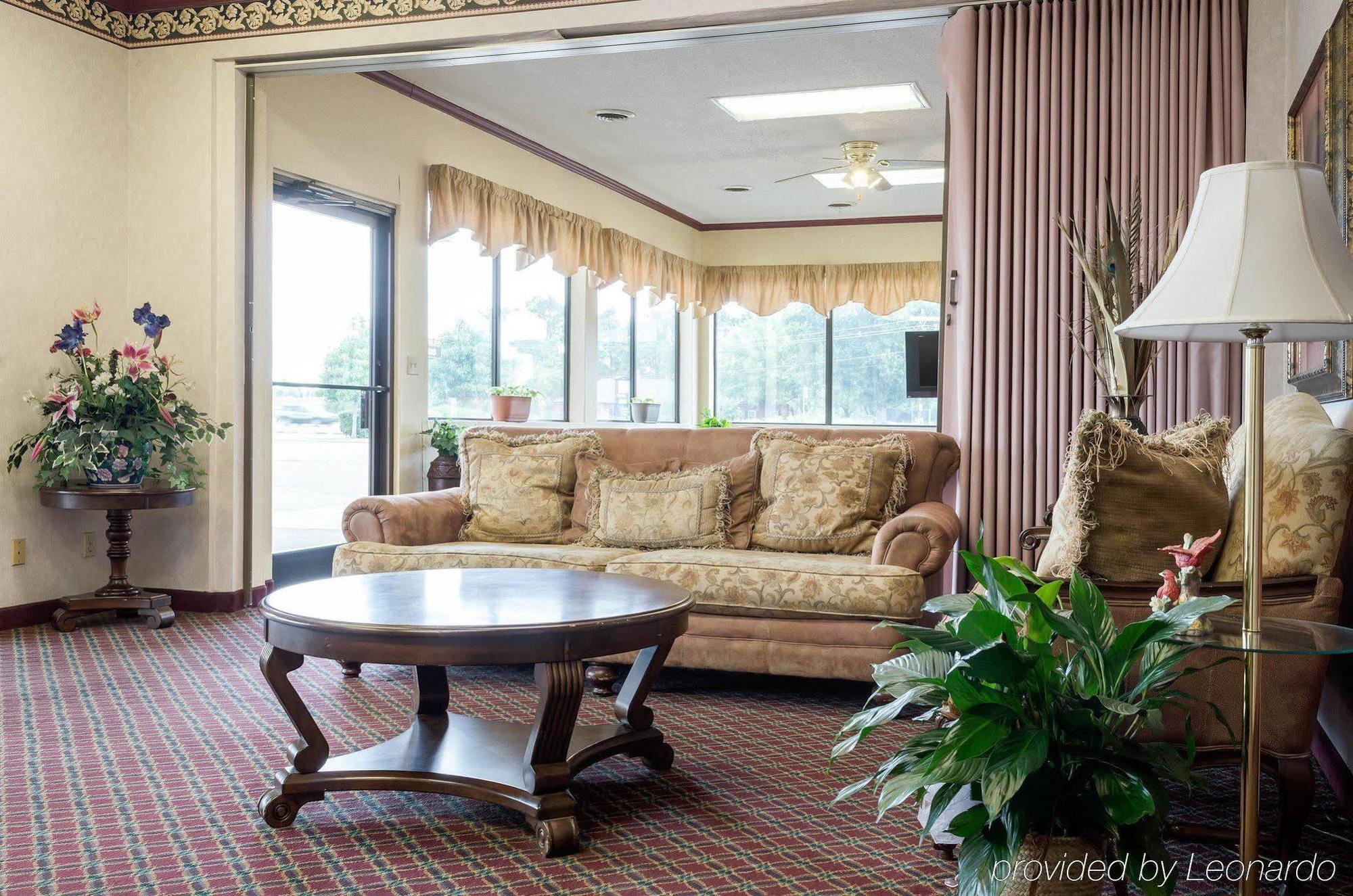 Rodeway Inn Грийнууд Екстериор снимка