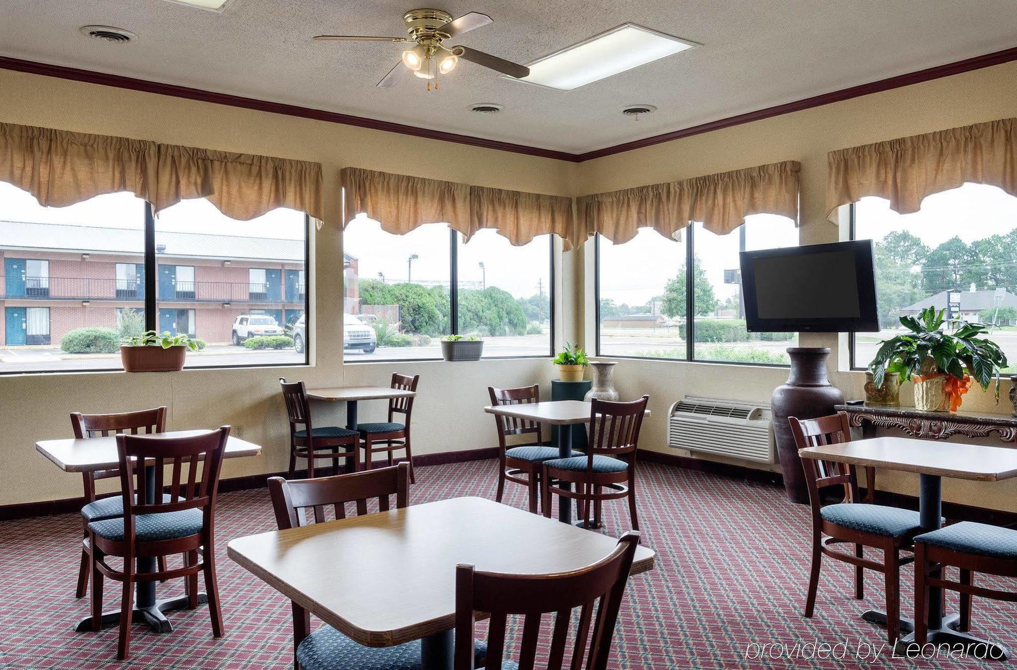 Rodeway Inn Грийнууд Екстериор снимка